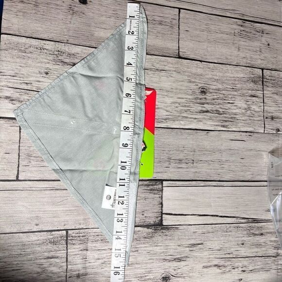 Vibrant Life Pom Edge Floral Black Tuxedo Style Gray Dog Bandana XS Lot of 2 NWT - Picture 7 of 8